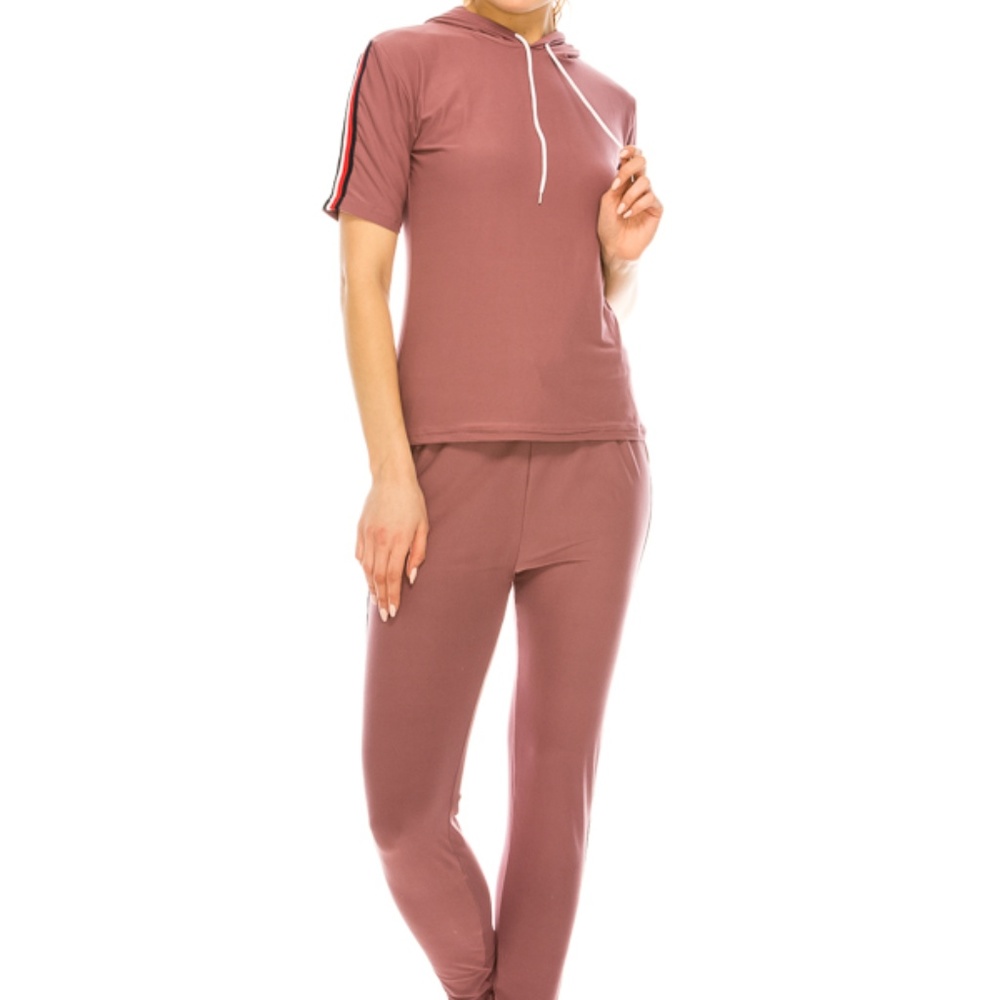 Super soft sports set striped casual fashion